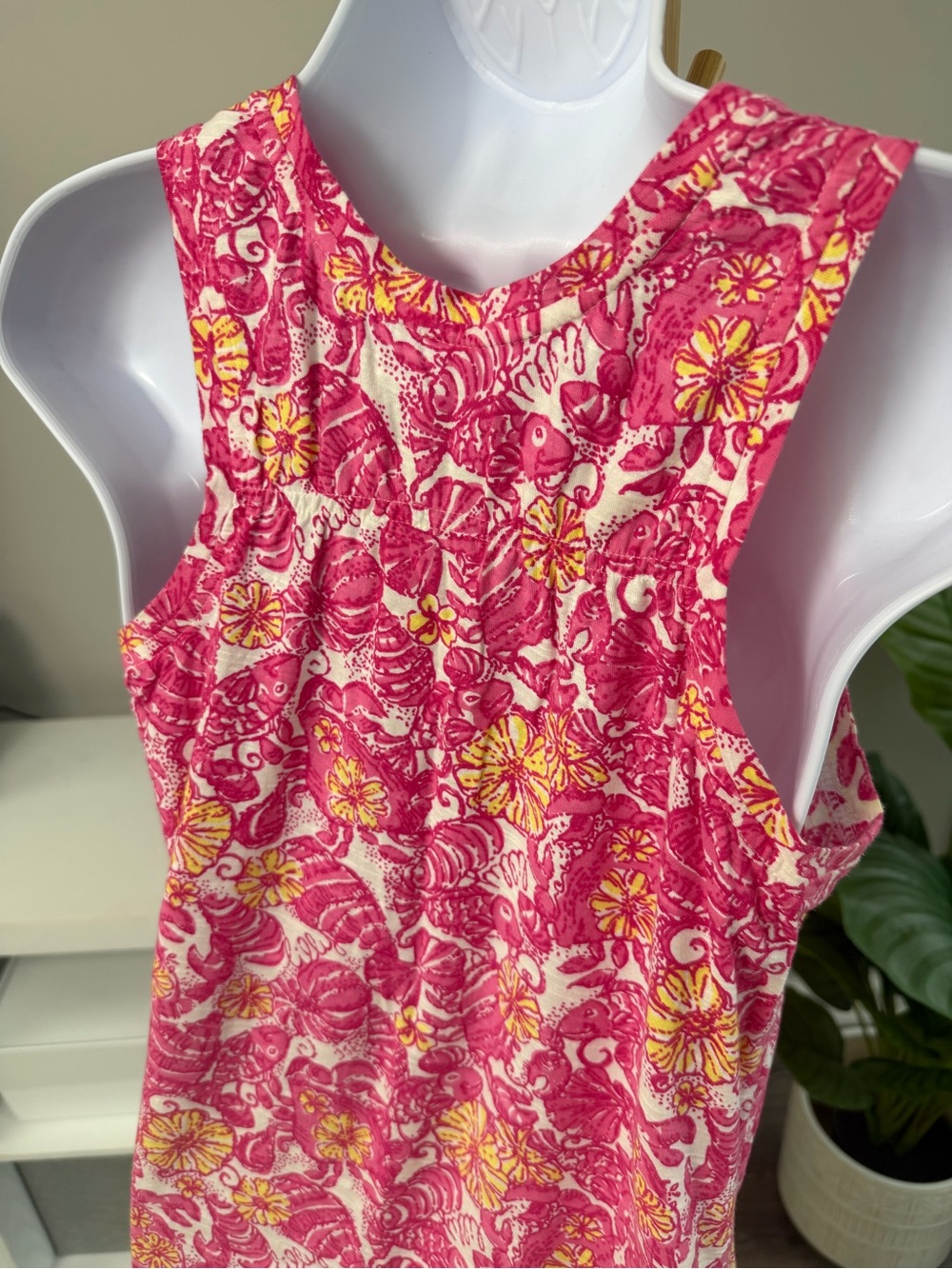 Lilly Pulitzer Gale Tank in Chum Bucket Pink Print size Small - Picture 7 of 9